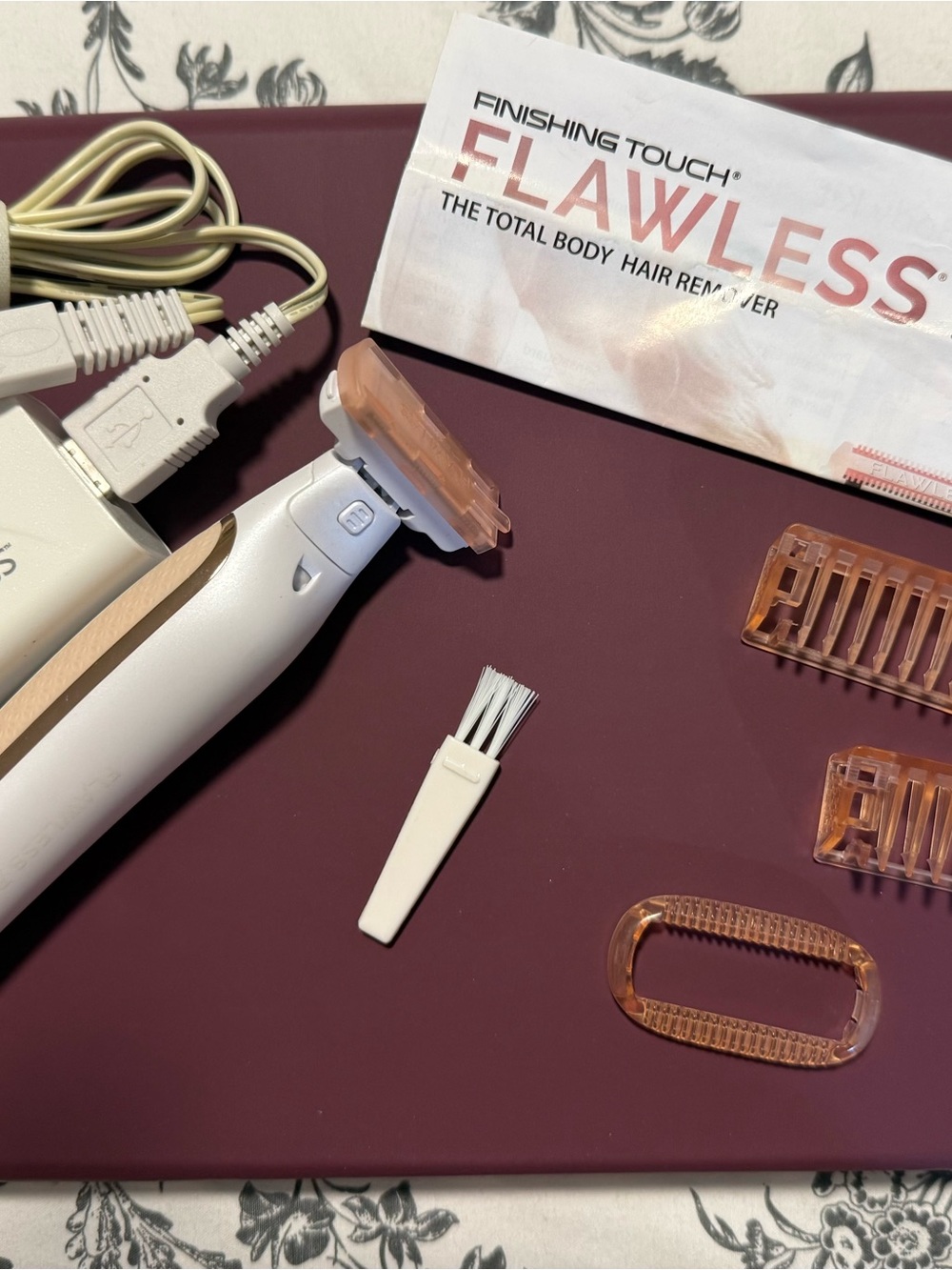Finishing Touch Flawless White & Rose Gold Electric Body Hair Remover NWOB